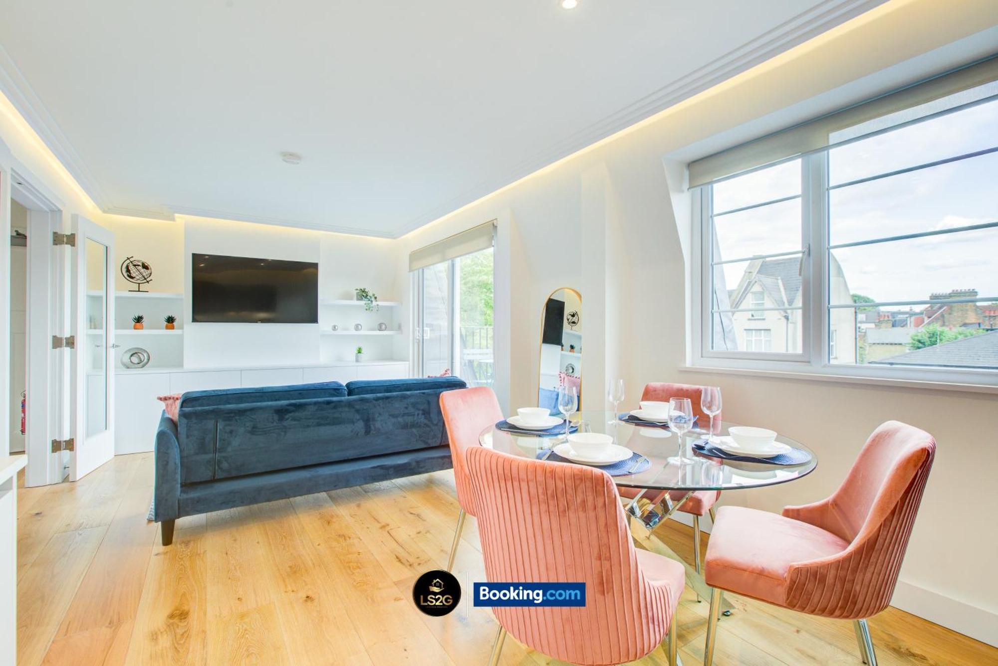 2 Bedroom By Ls2g Short Lets & Serviced Greater With Private Balcony *