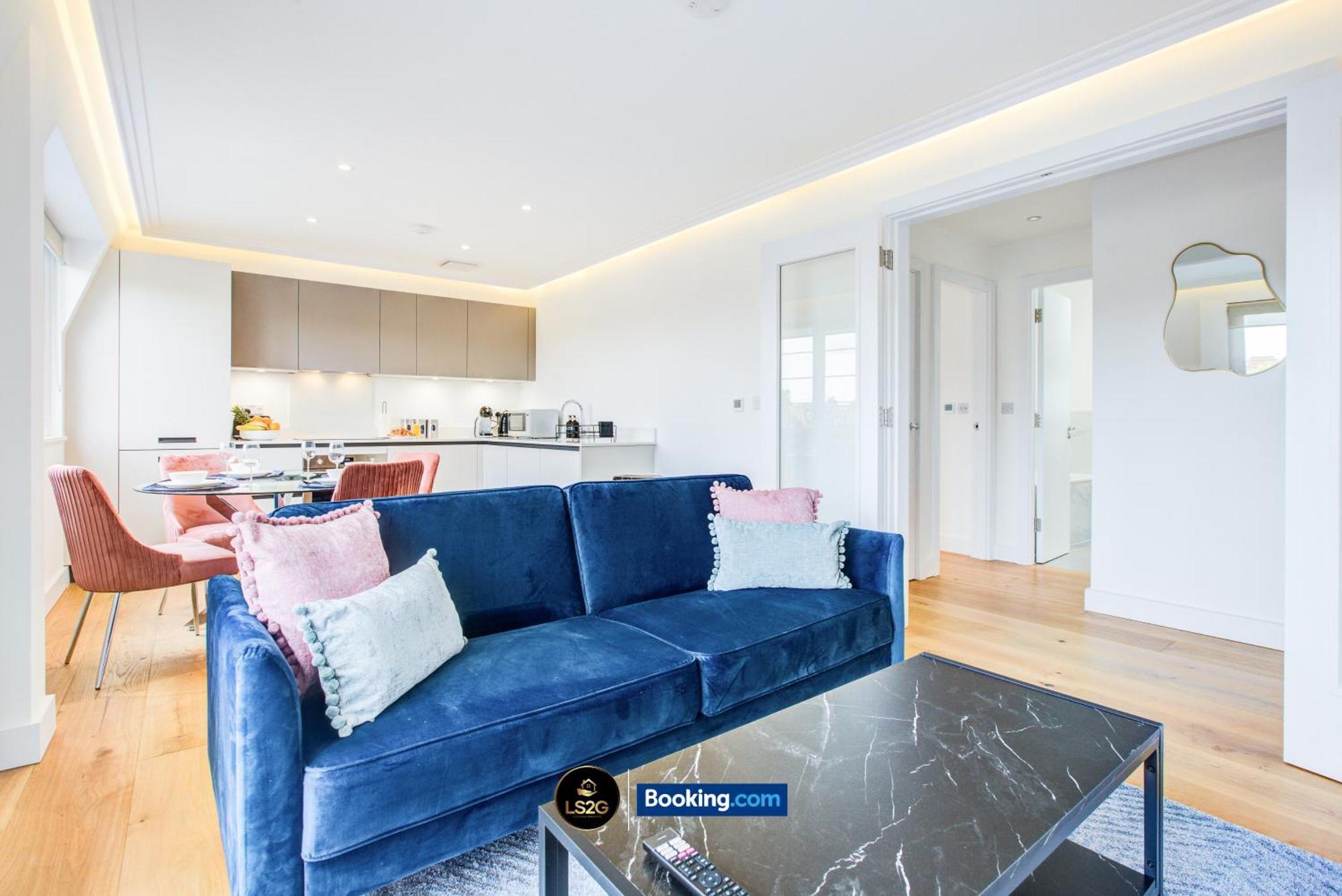 2 Bedroom By Ls2g Short Lets & Serviced Greater With Private Balcony * Londres