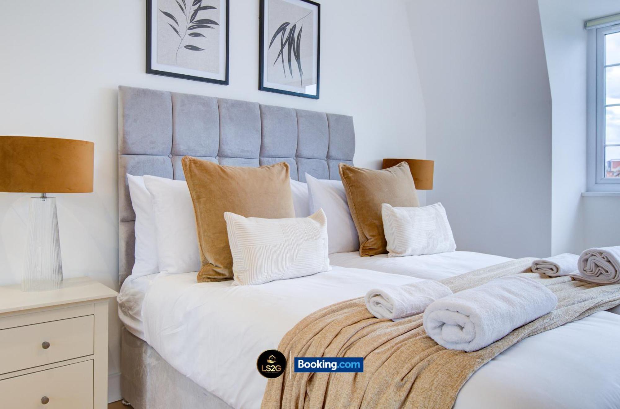 2 Bedroom By Ls2g Short Lets & Serviced Greater With Private Balcony Londres